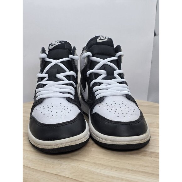 Nike Boys Air Jordan 1 FD1412-010 White Basketball Shoes Sneakers Size 3Y - Picture 2 of 9